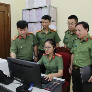 Chống Phản động